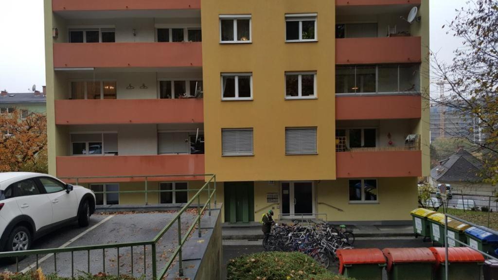 شقة Bei Lkh Graz,1X Parkplatz,15 Stock! المظهر الخارجي الصورة